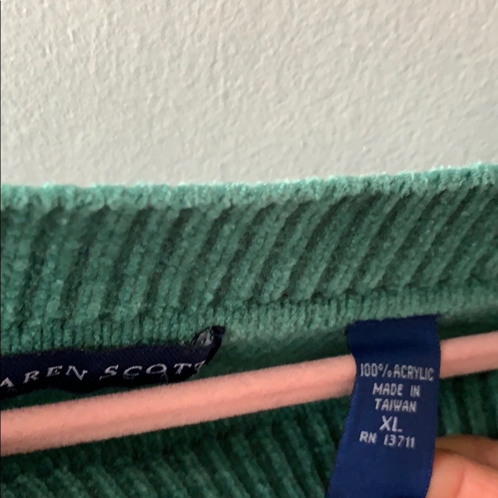 Sweater - Picture 2 of 5